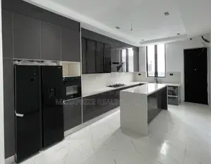 5bdrm Duplex in Lekki County Homes for sale