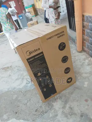 Saving Power 142l Midea Chest Freezer With Keys (Hs-186cn)