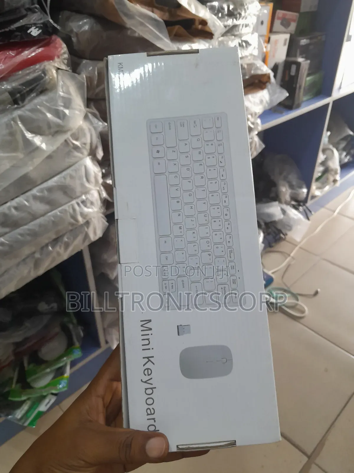 Mini Keyboard Km901