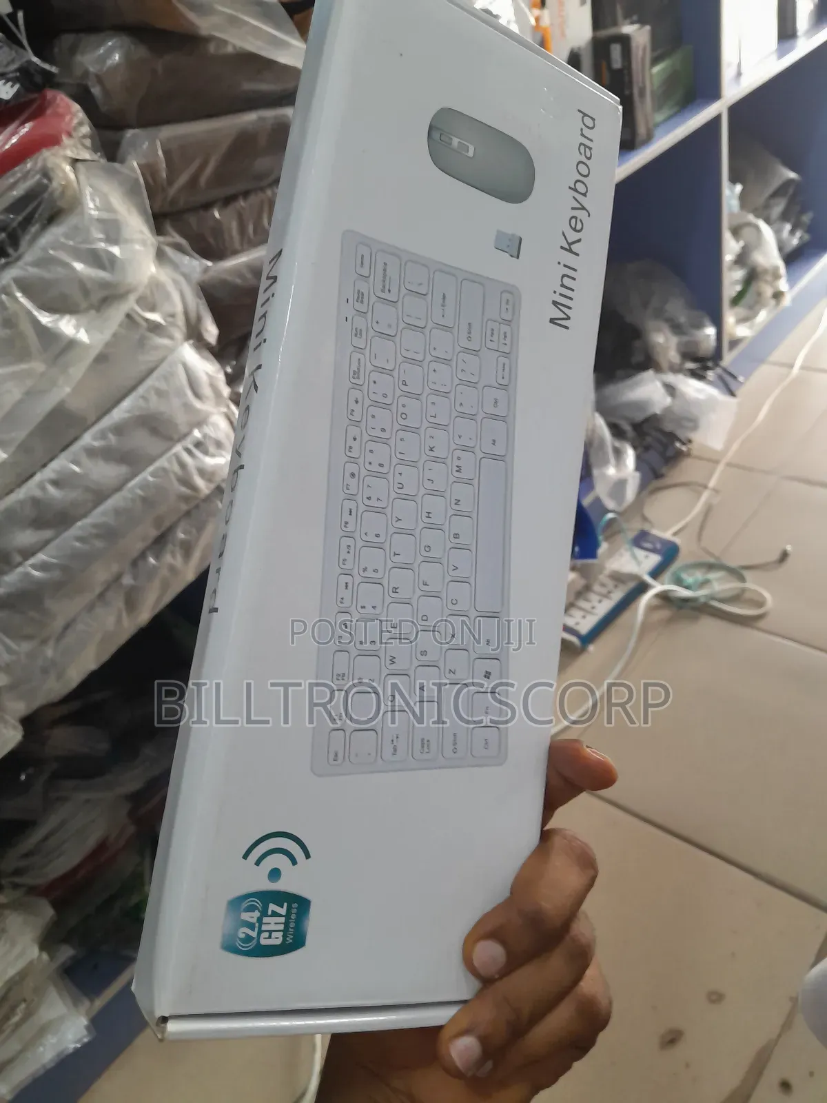 Mini Keyboard Km901