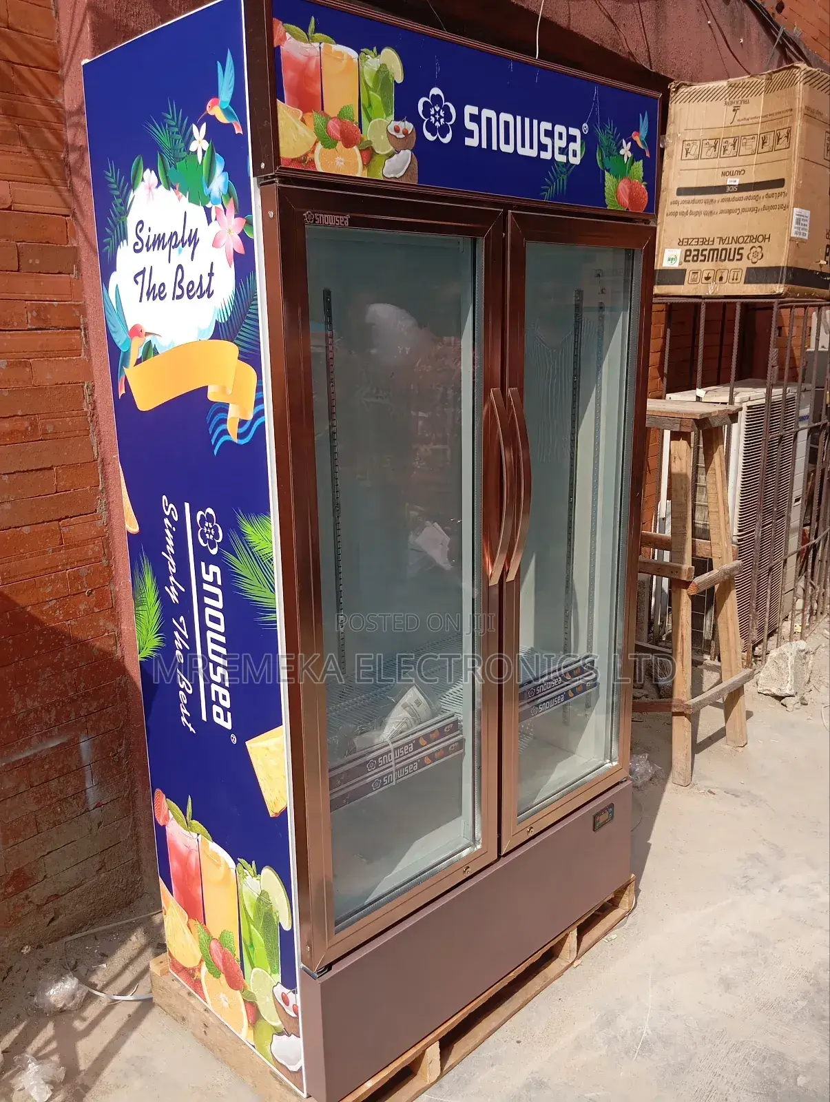 Snow Sea Double Door Showcase