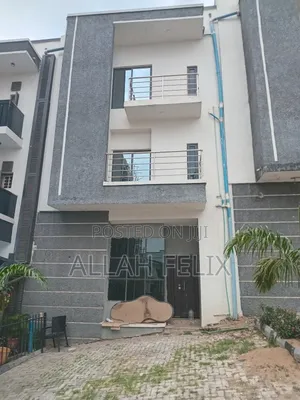 4bdrm Duplex in Garki 2 for sale