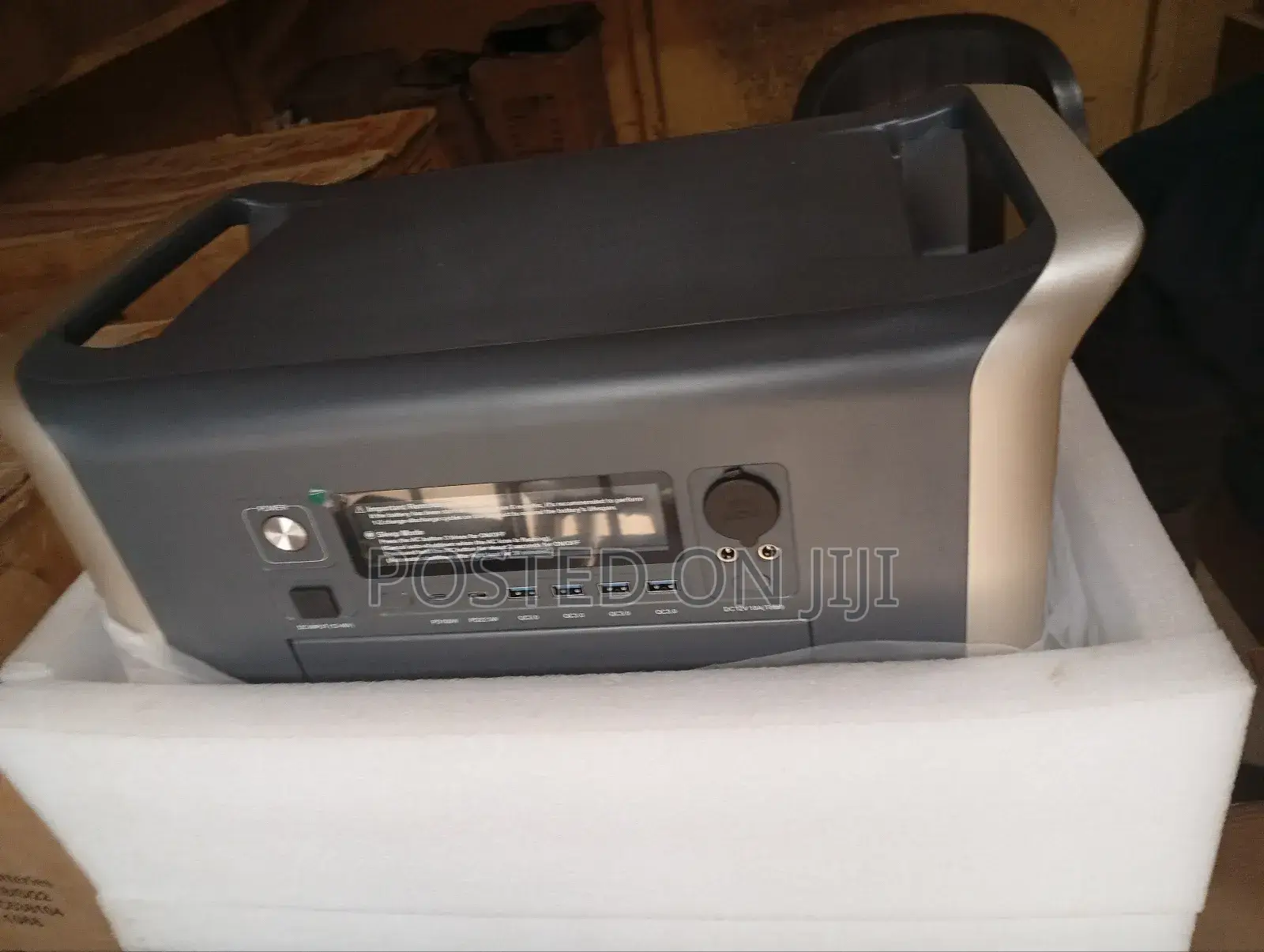 2600w Portable Solar Power Station/ Generator