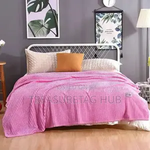 Blanket
200x240cm
Fit 6by6 Bed