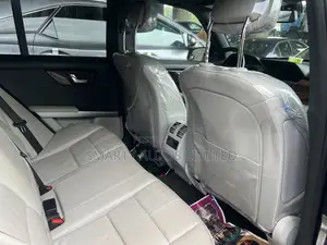 Mercedes-Benz GLK-Class 2011 Blue