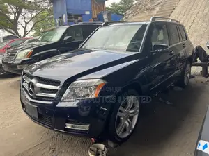 Mercedes-Benz GLK-Class 2011 Blue