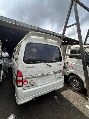 Suzuki Every 2008 White