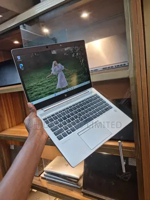 Photo - Laptop HP EliteBook 745 G6 16GB AMD Ryzen 5 SSD 256GB