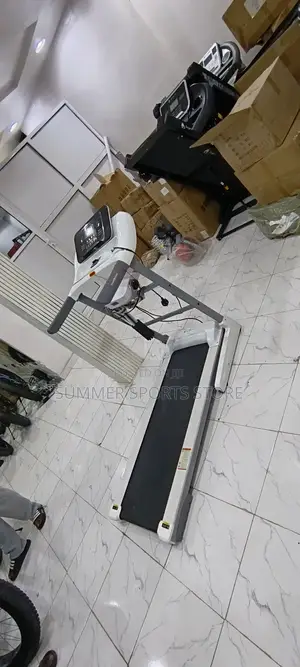 High Tech White 2.5hp Treadmill