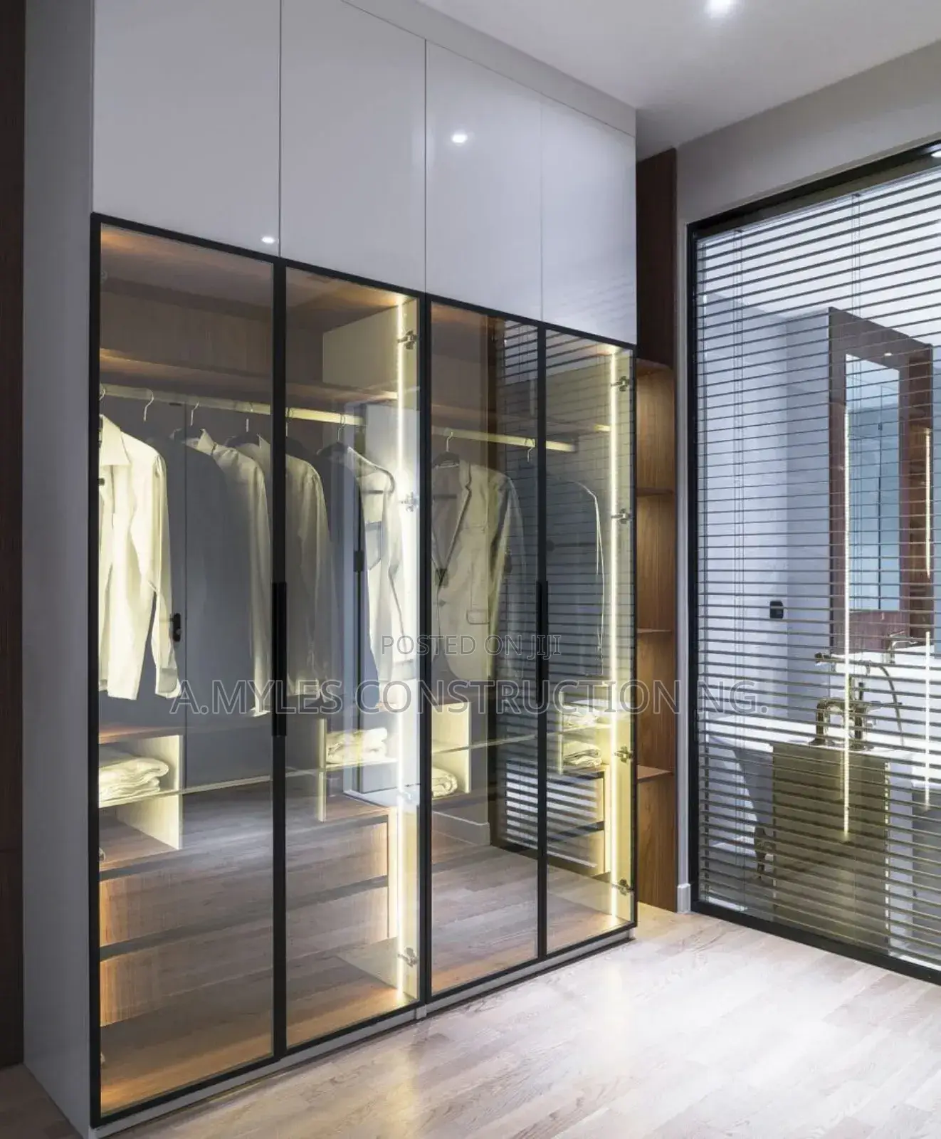 Walldrobe Mirror Mo