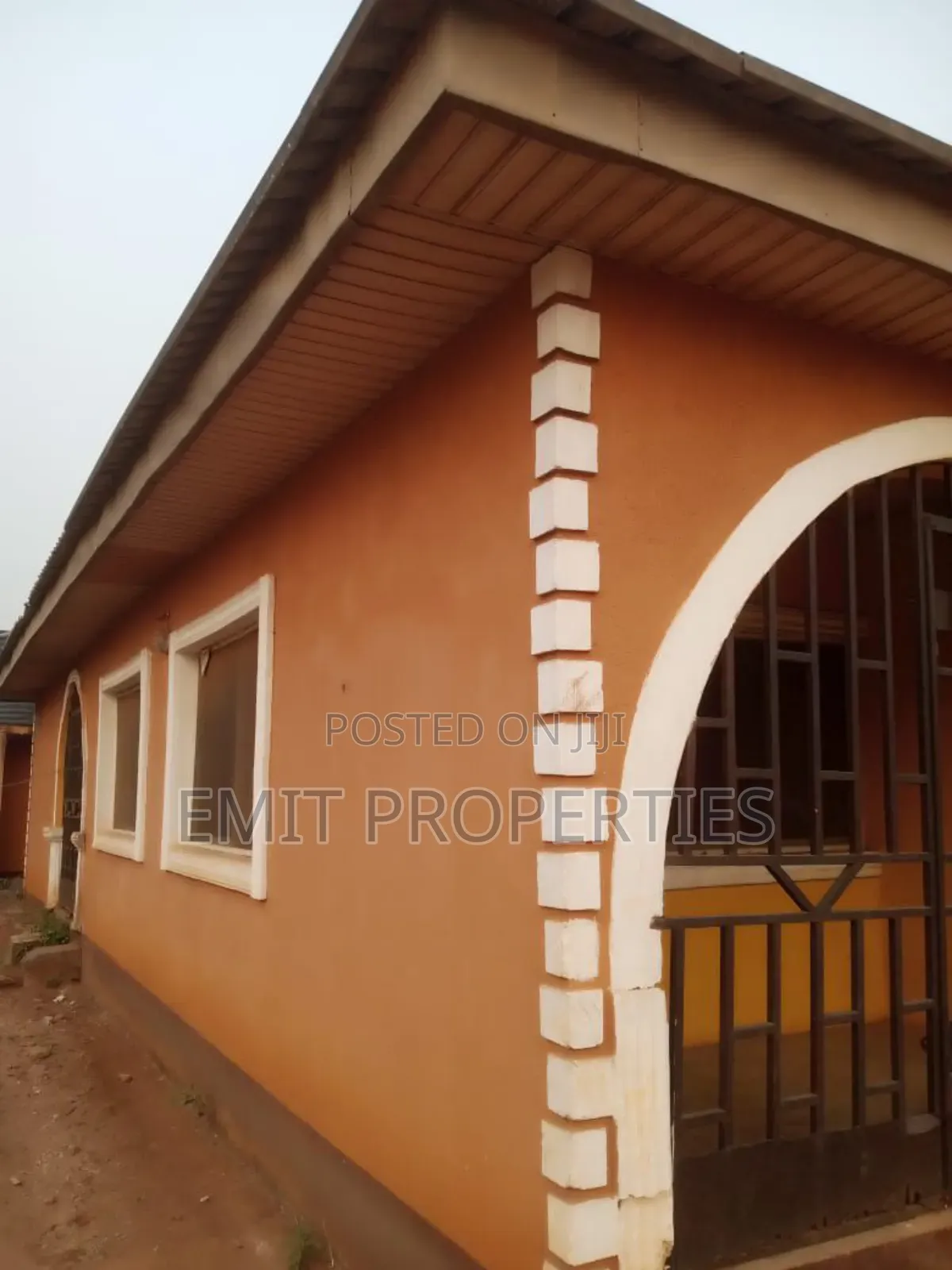2bdrm Bungalow in Ado-Odo/Ota for sale
