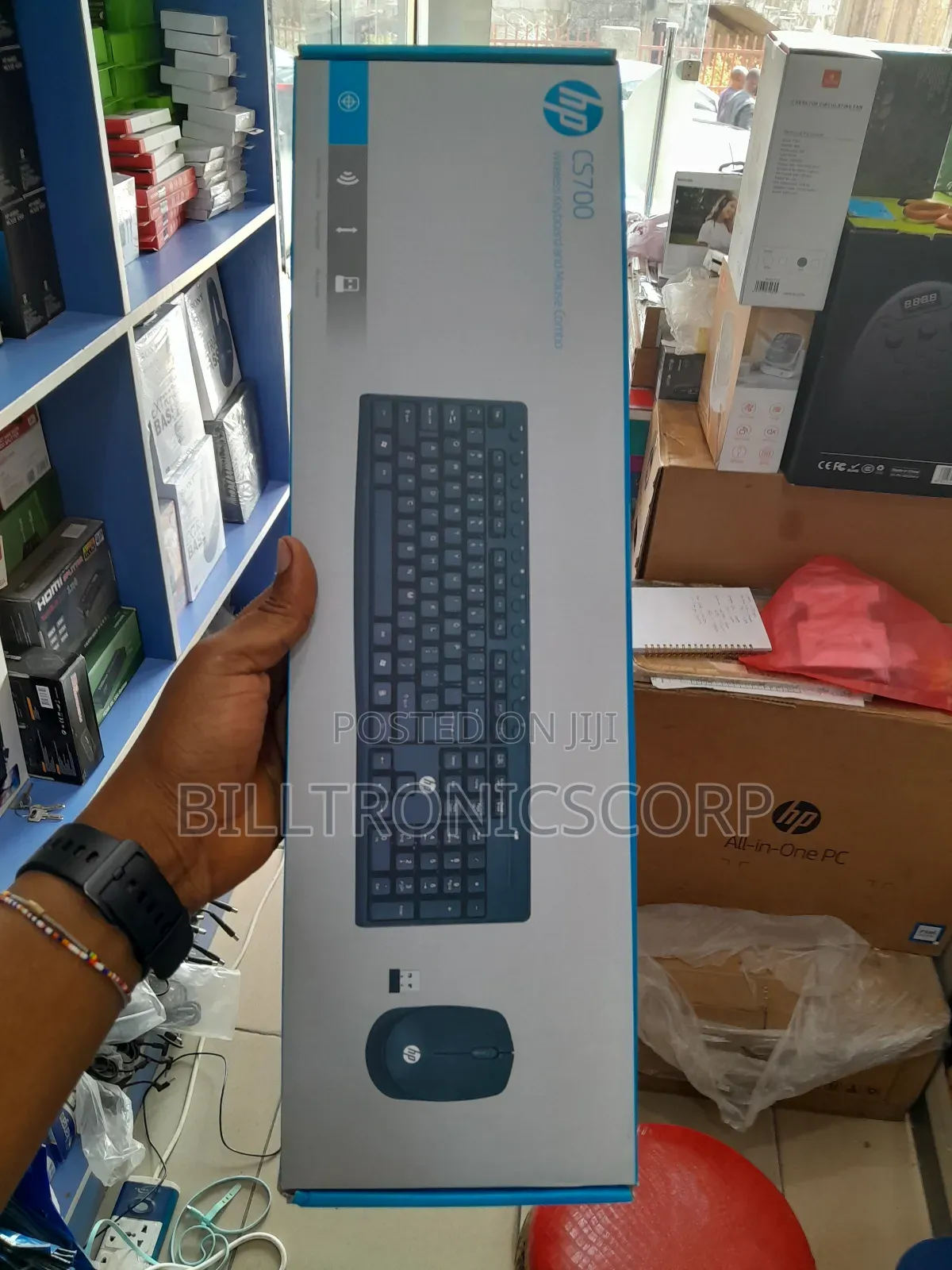 Hp C700 Wireless Keyboard and Mouse