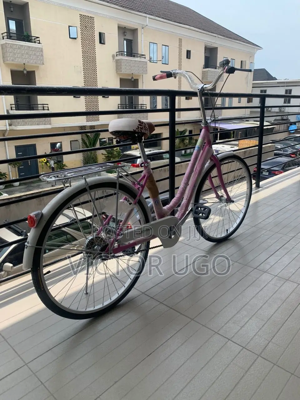 Lady’S Bicycle
