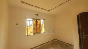 1bdrm Room & Parlour in Mtn Mast, Karu for rent