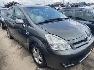 Toyota Corolla Verso 1.8 2006 Gray