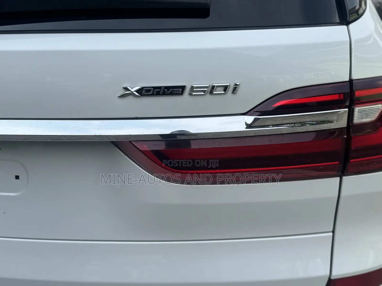 BMW X7 xDrive50i 2020 White