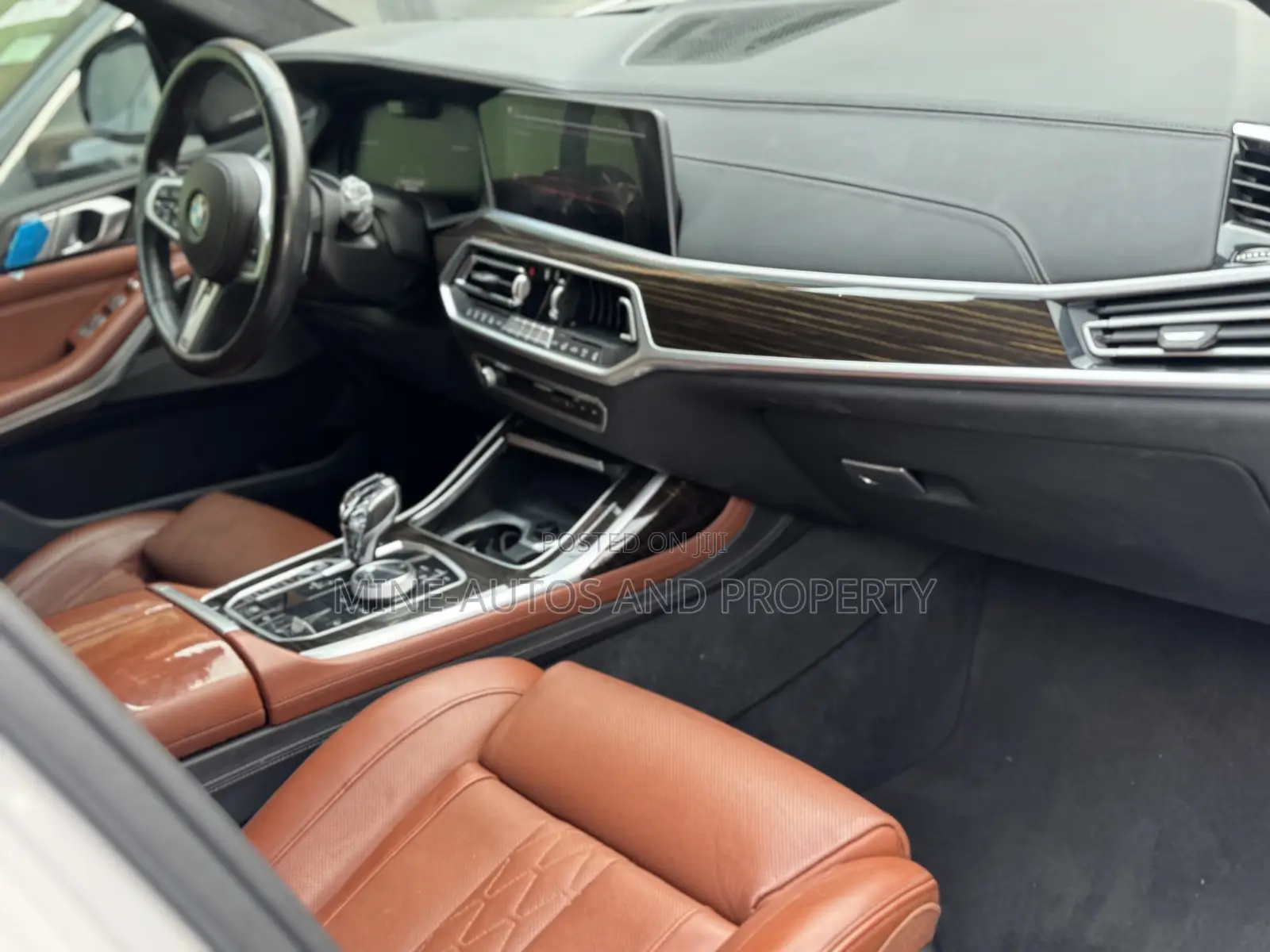 BMW X7 xDrive50i 2020 White