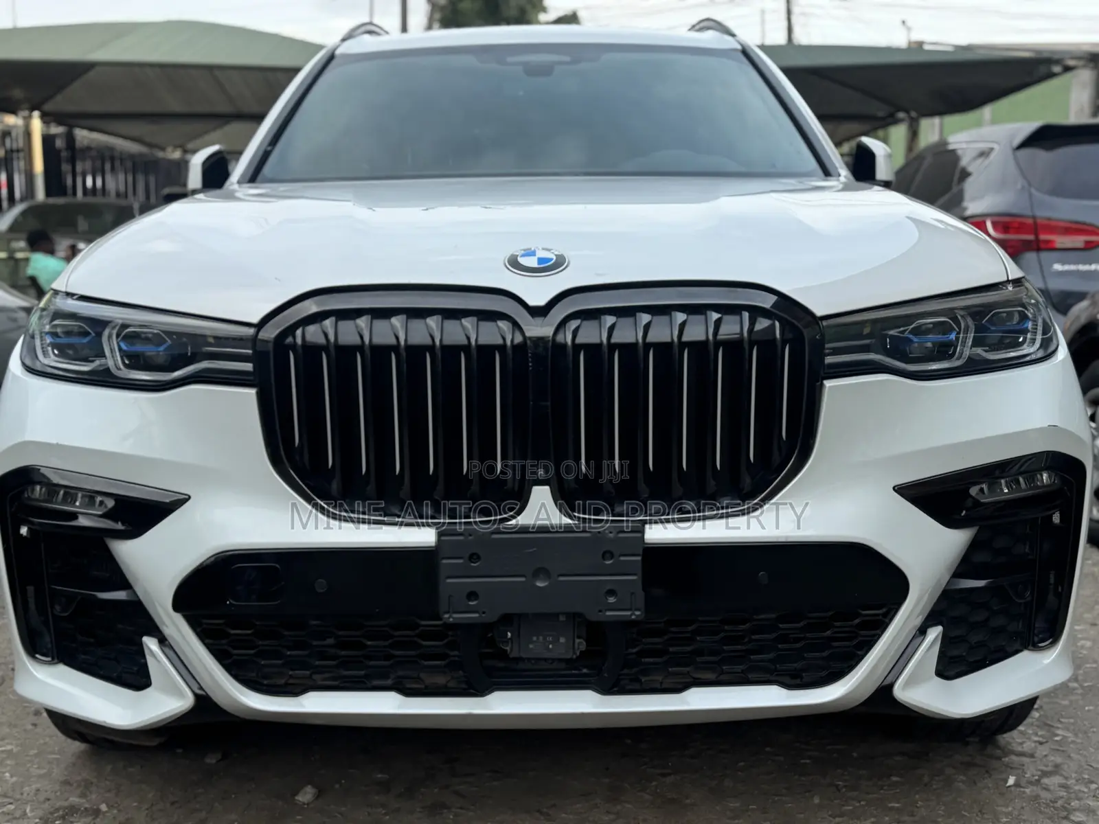 BMW X7 xDrive50i 2020 White