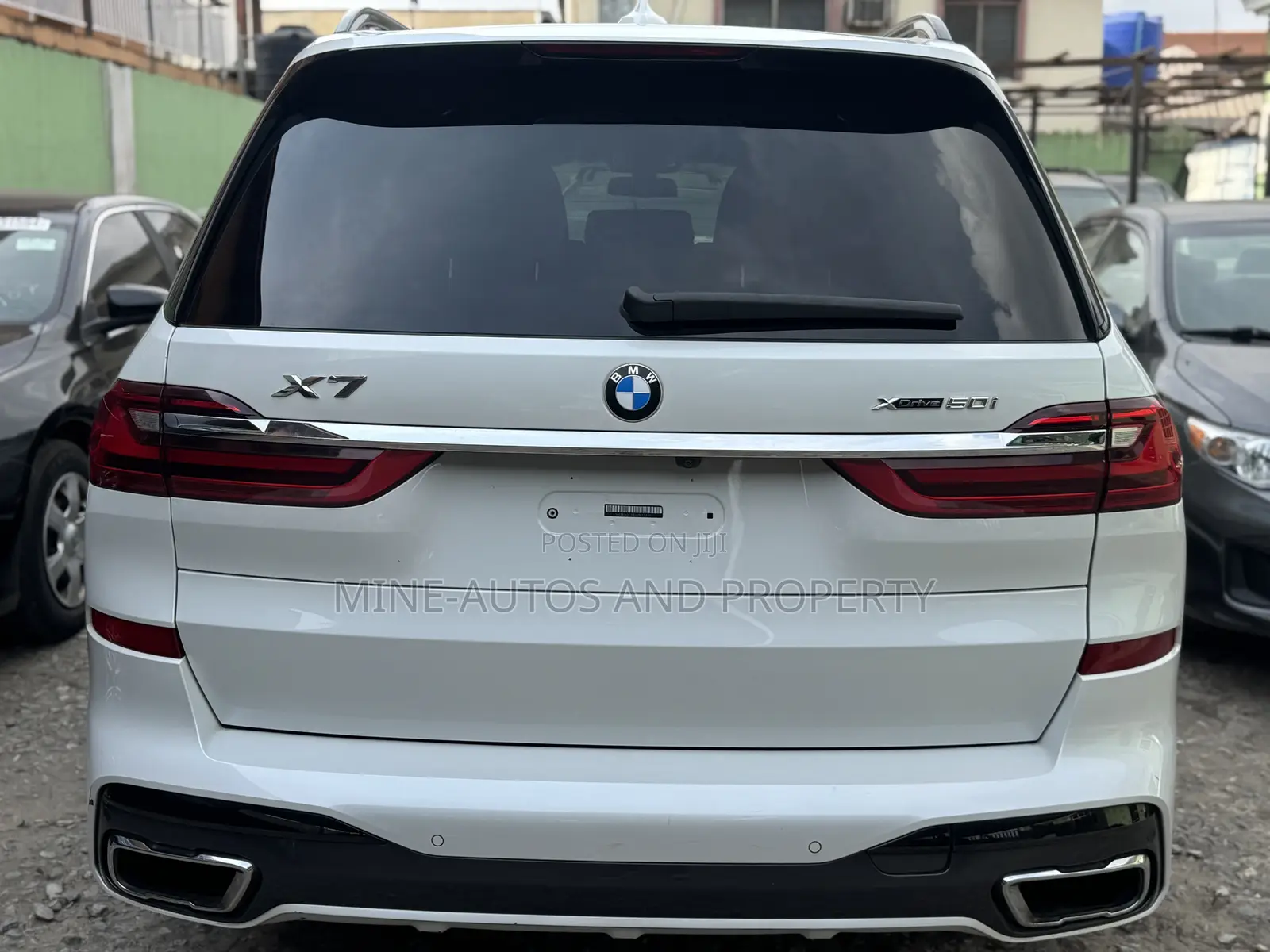 BMW X7 xDrive50i 2020 White