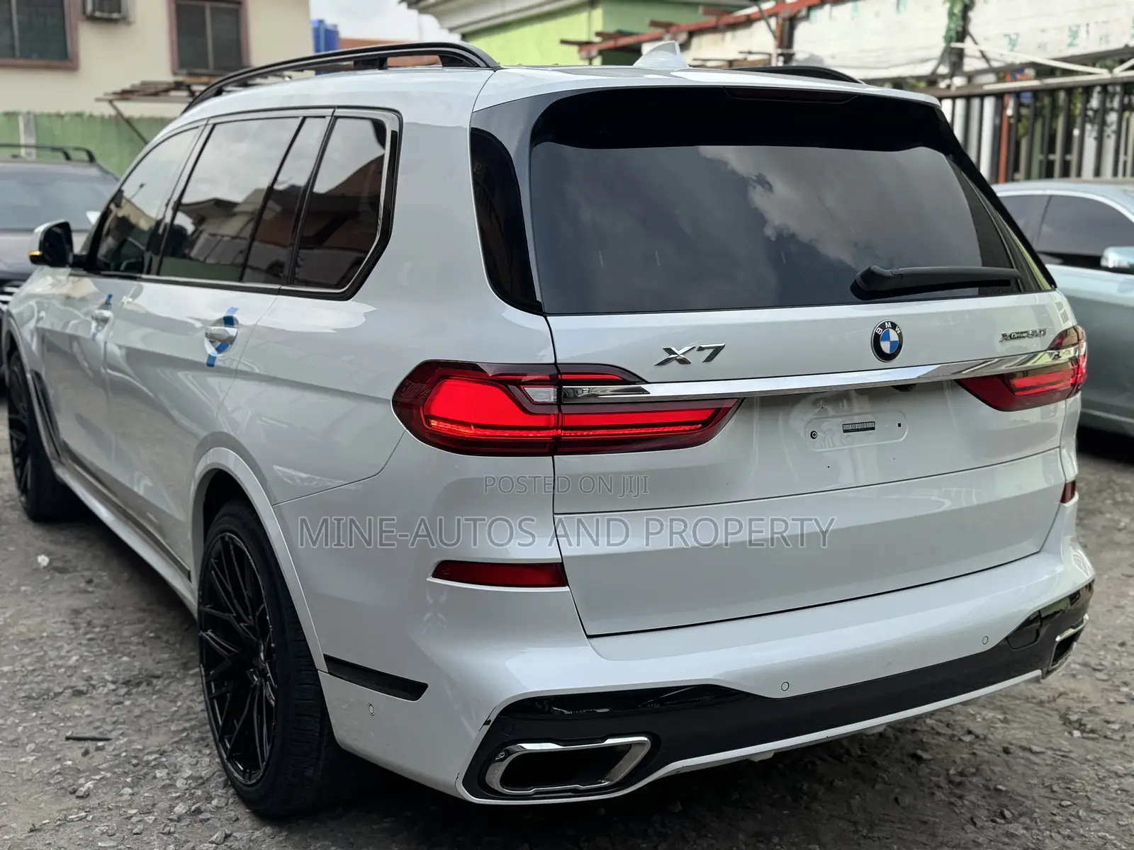 BMW X7 xDrive50i 2020 White