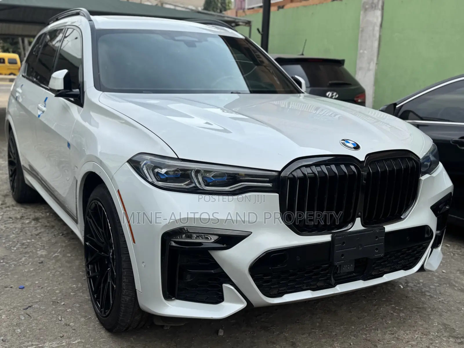 BMW X7 xDrive50i 2020 White