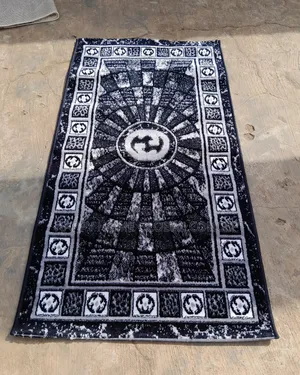 Beautiful Centre Rugs 3 by 5 Feets