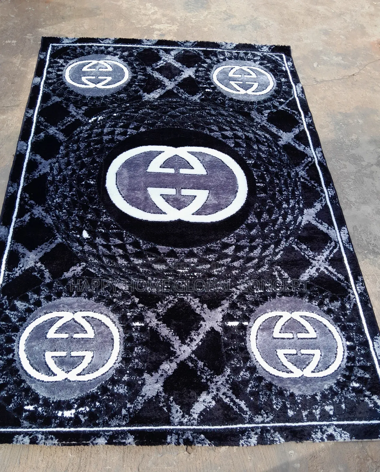 Beautiful Centre Rugs 3 by 5 Feets