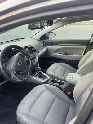 Hyundai Elantra 2018 Gray