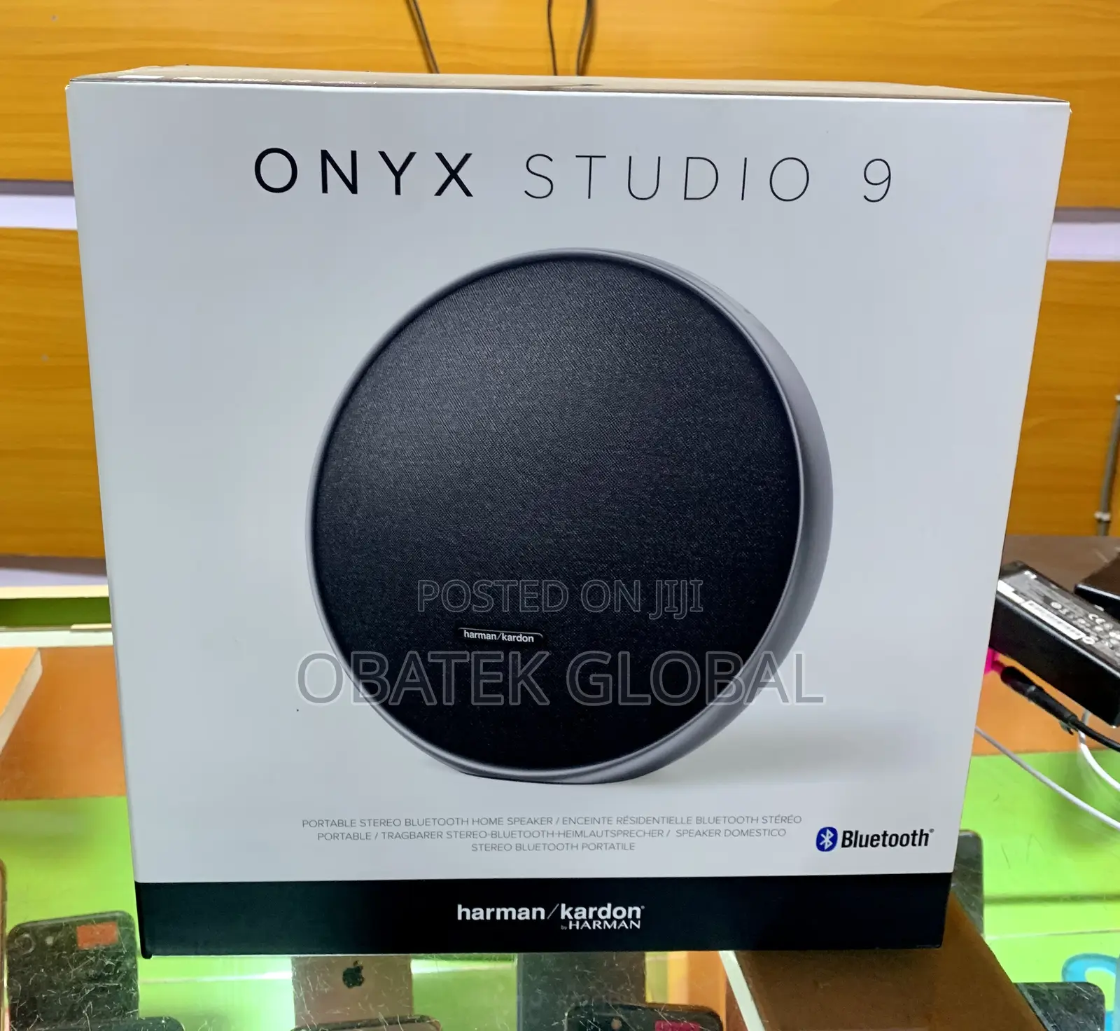 Onyx Studio 9