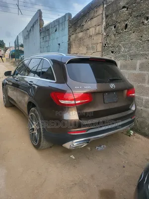 Mercedes-Benz GLC-Class 2019 Red