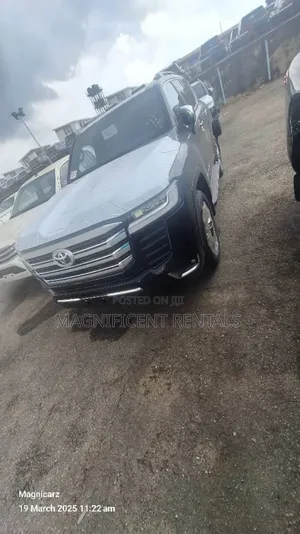 Photo - New Toyota Land Cruiser 2024 Black