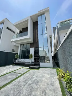 5bdrm Duplex in Lekki Ajah for sale