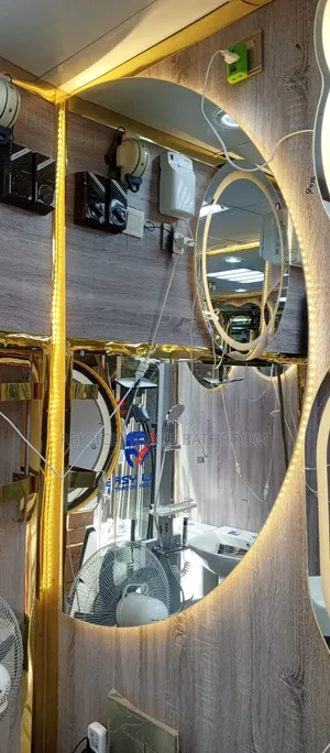 Half Moon/Corner/Curve Luxury Led Mirror With 3 Light