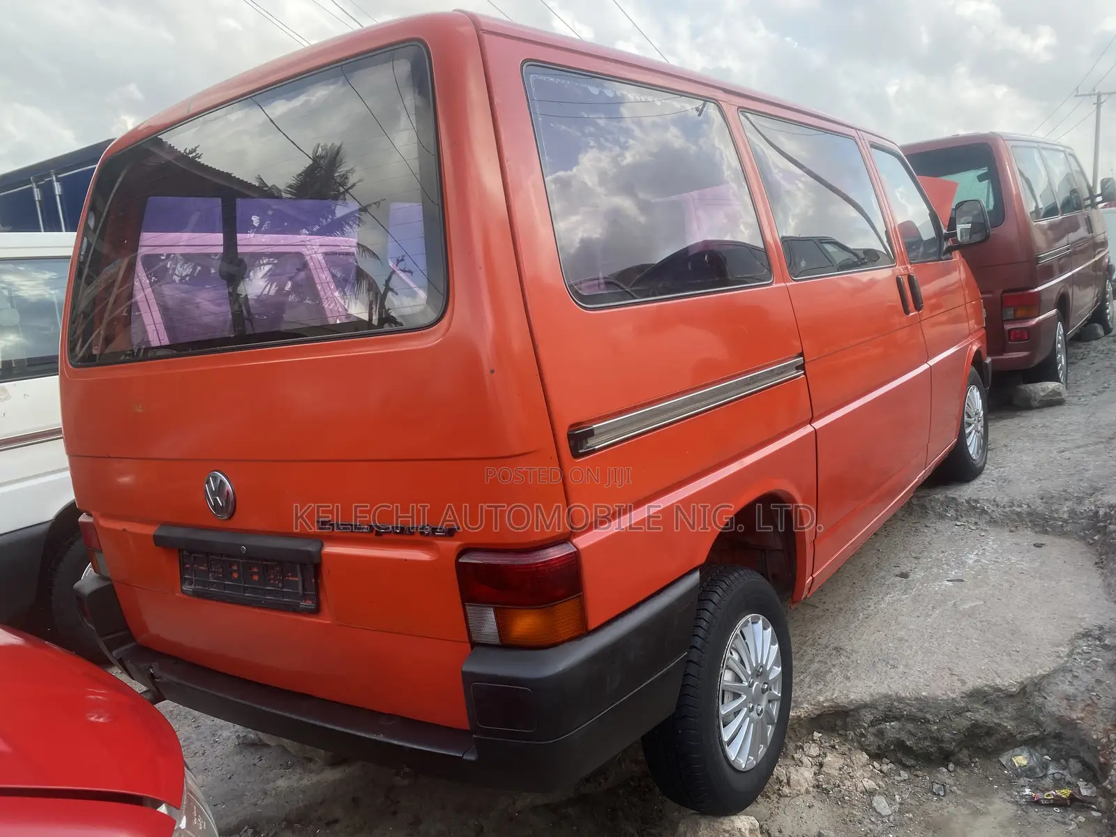Volkswagen Transporter 2002 Orange