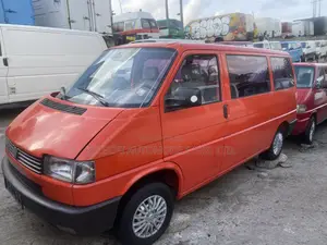 Volkswagen Transporter 2002 Orange