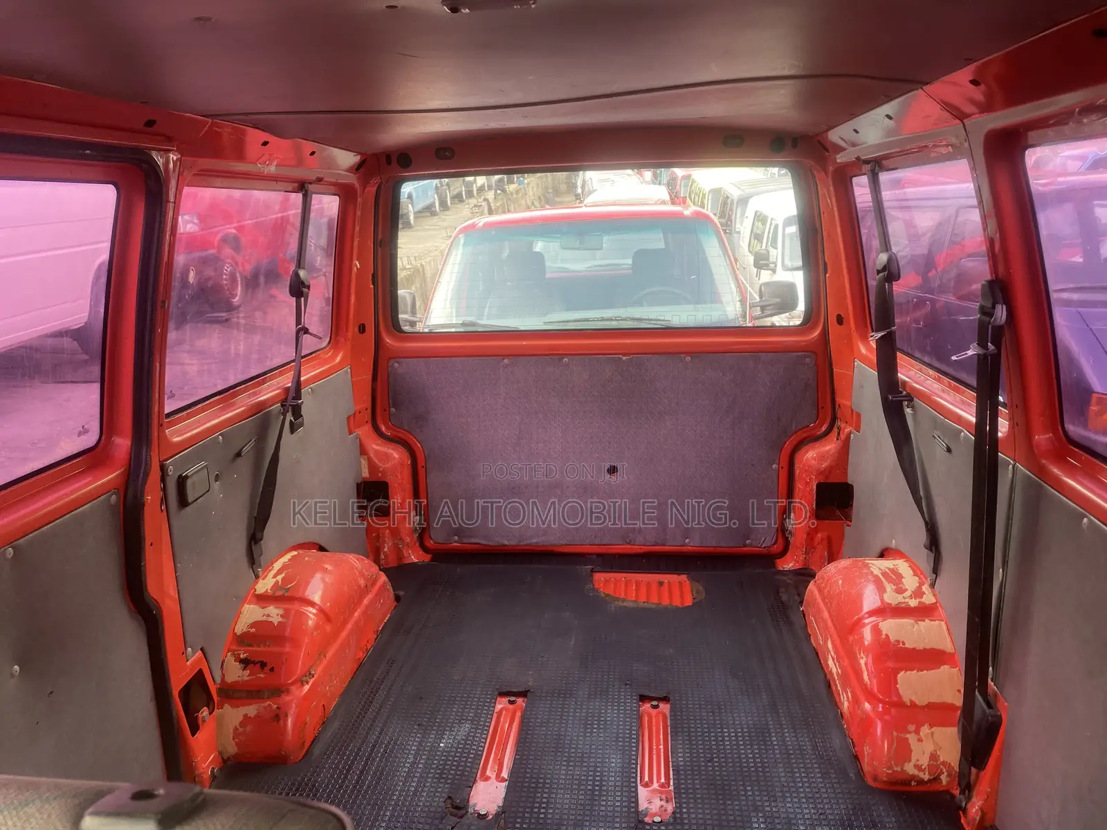 Volkswagen Transporter 2002 Orange