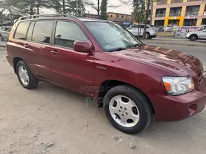 Photo - Toyota Highlander Limited V6 2005 Red