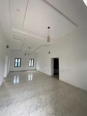 3bdrm Block of Flats in Obasanjo, Abeokuta South for rent