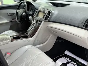 Toyota Venza 2010 Black
