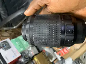 Nikon 55-200mm Vr Zoom Lens