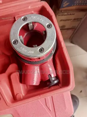 Pipe Threading Machine