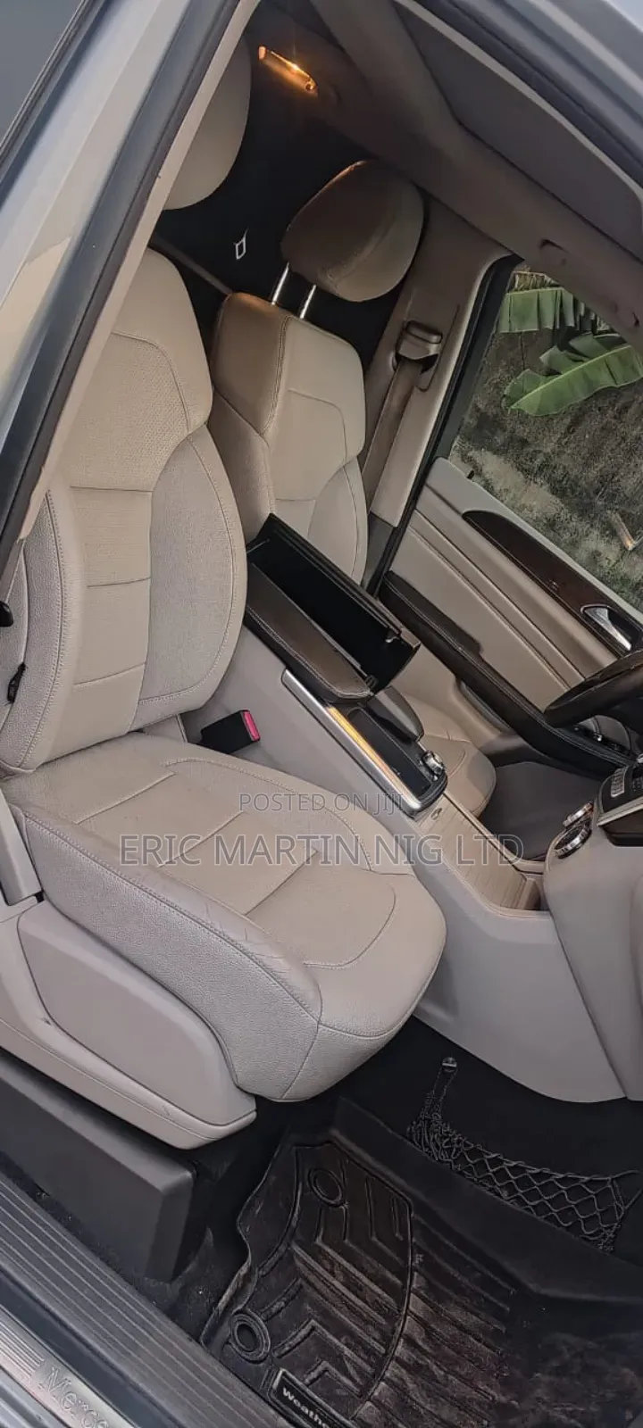 Mercedes-Benz M Class 2015 Purple