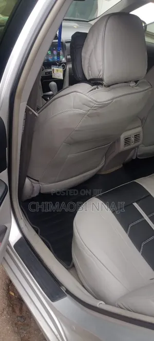 R Power Lather Seat Cover Available for All Cars