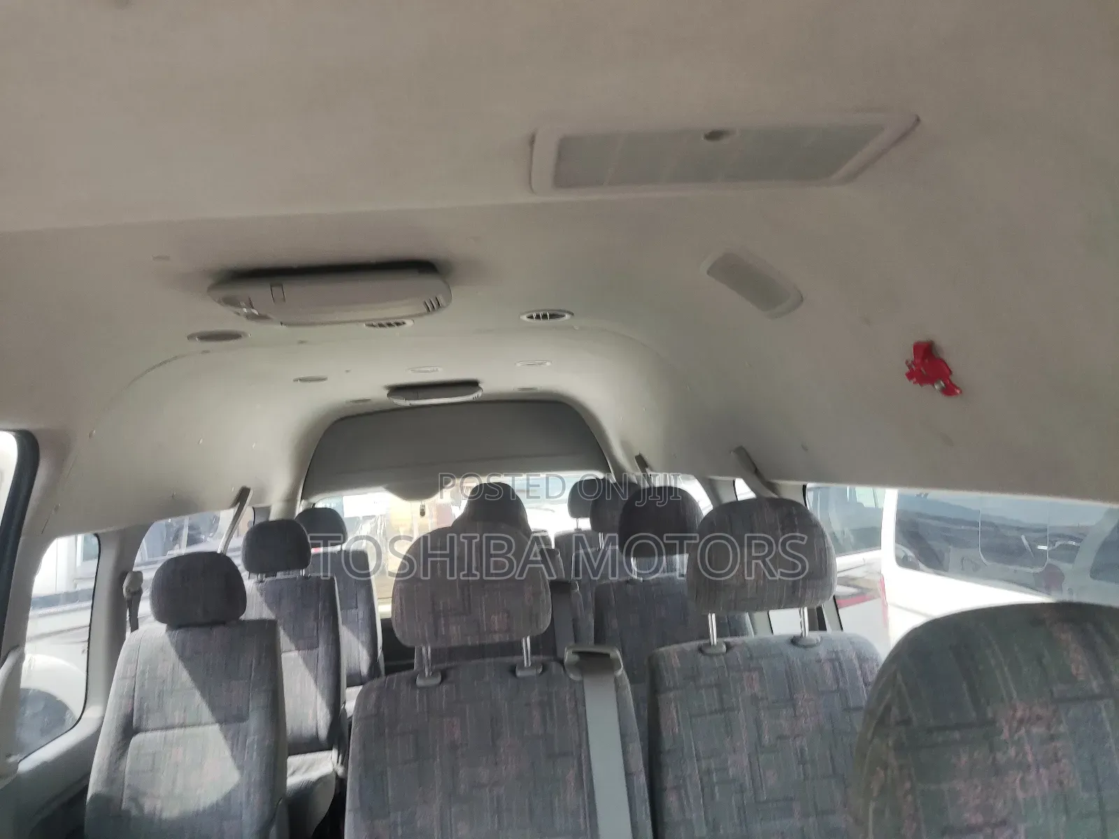 Toyota HiAce 2015 White