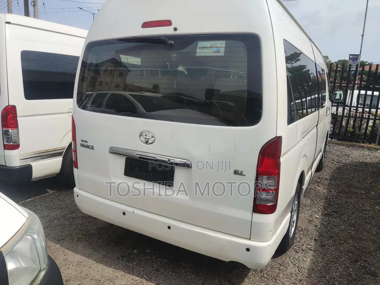 Toyota HiAce 2015 White