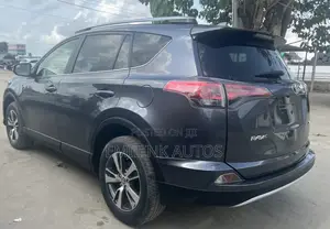 Toyota RAV4 2016 Gray