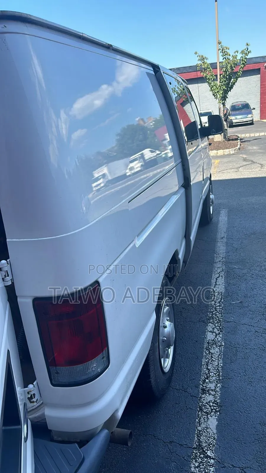 Ford E-350 2008 White