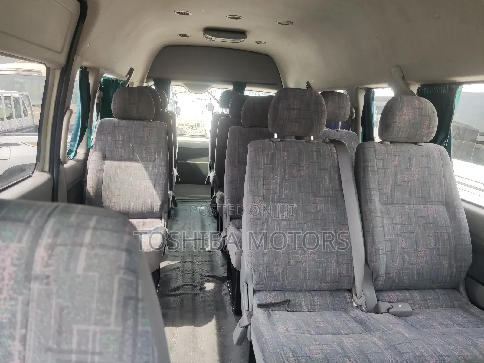 Toyota HiAce 2015 Brown