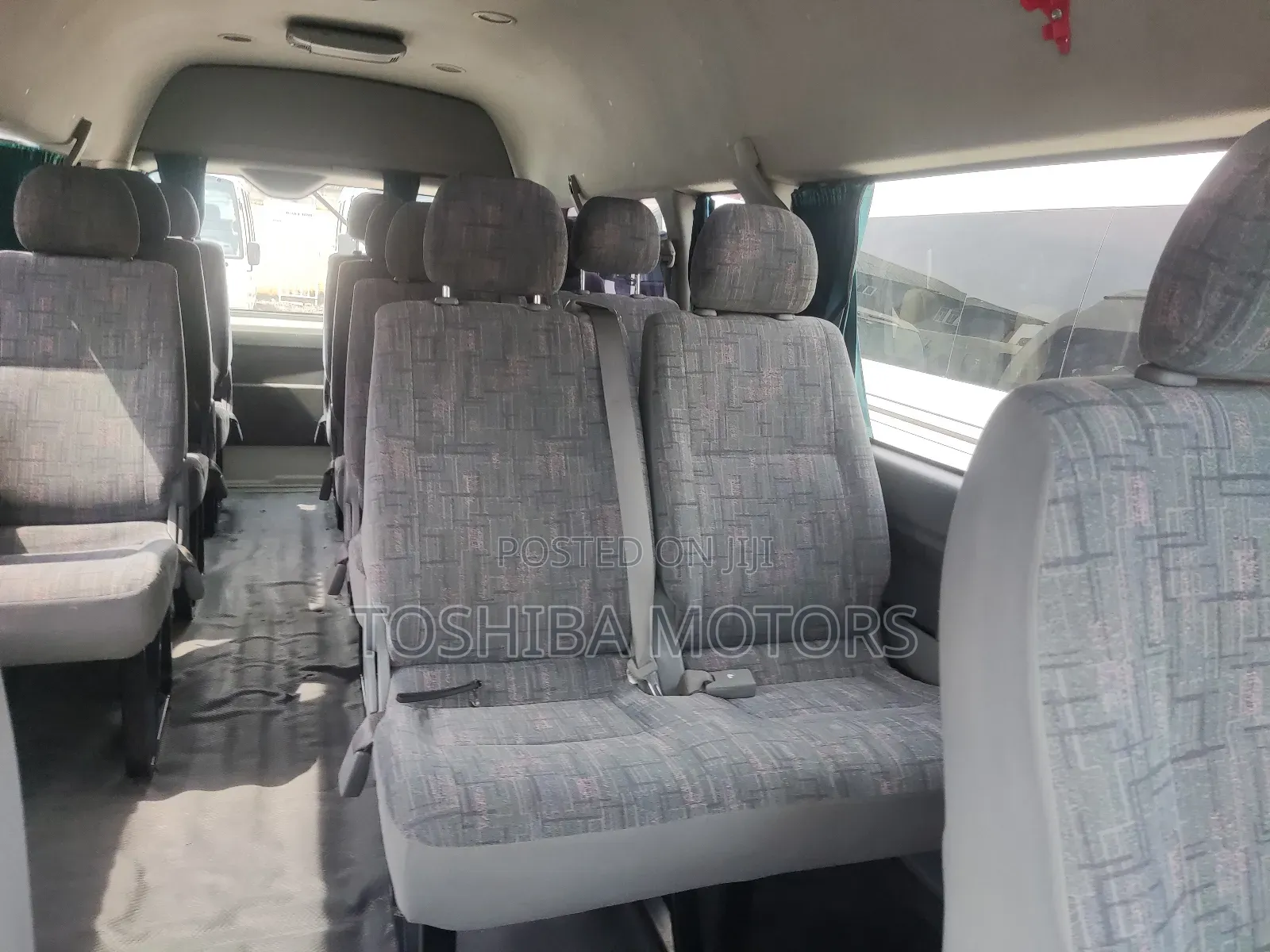 Toyota HiAce 2015 Brown