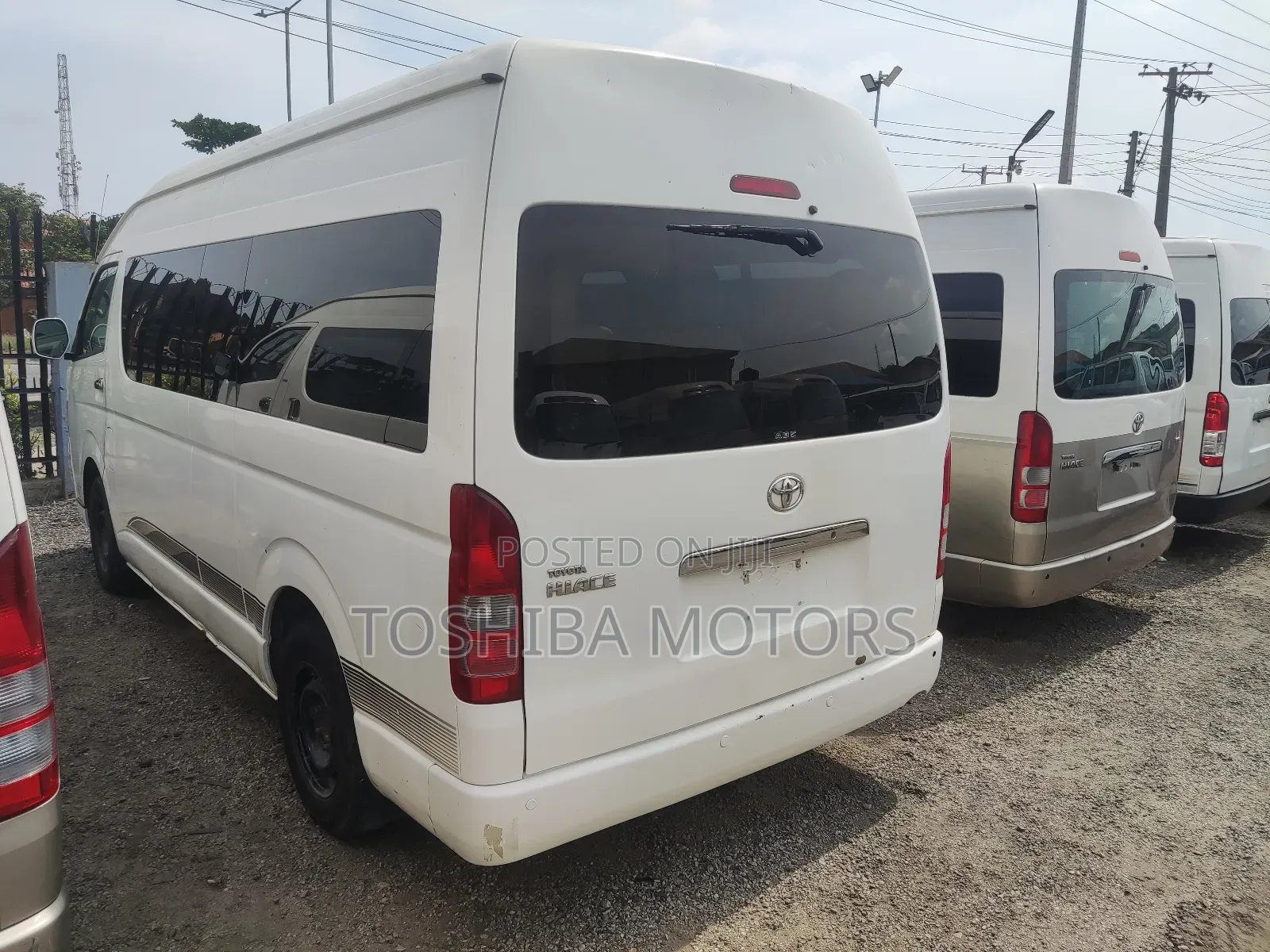 Toyota HiAce 2015 White
